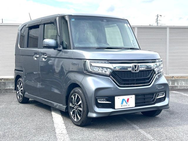 N BOX CUSTOM