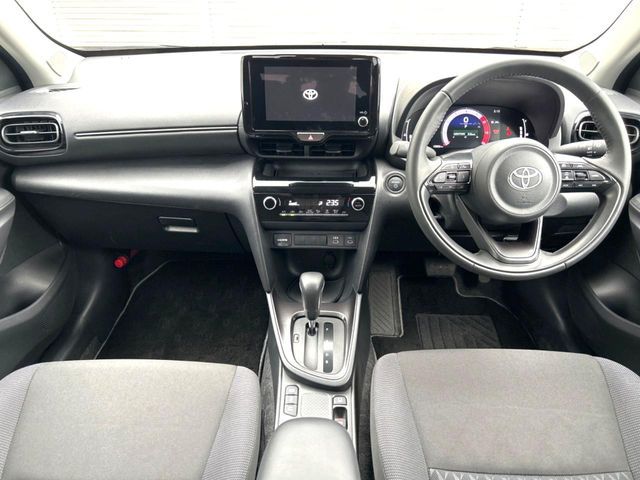 YARIS CROSS HYBRID