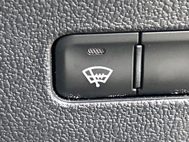 PRIUS 4WD