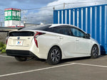 PRIUS 4WD
