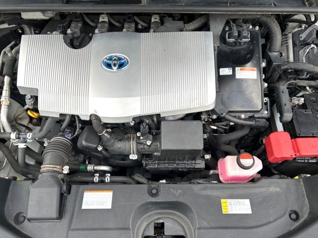 PRIUS 4WD