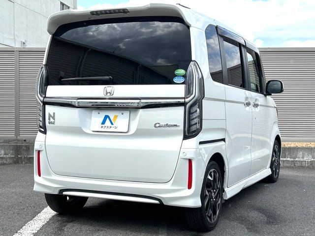 N BOX CUSTOM
