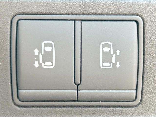 SERENA  S-HYBRID 4WD