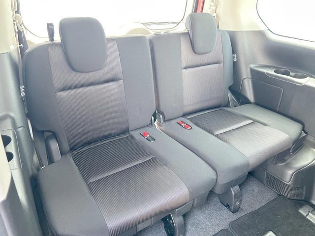 SERENA  S-HYBRID 4WD