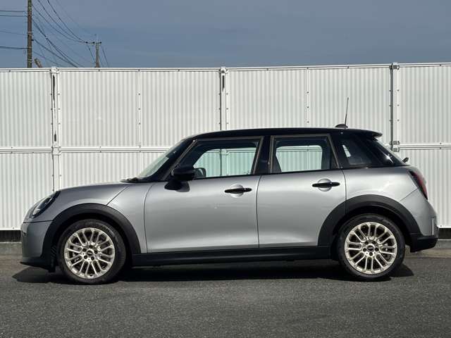 MINI COOPER 5DOOR