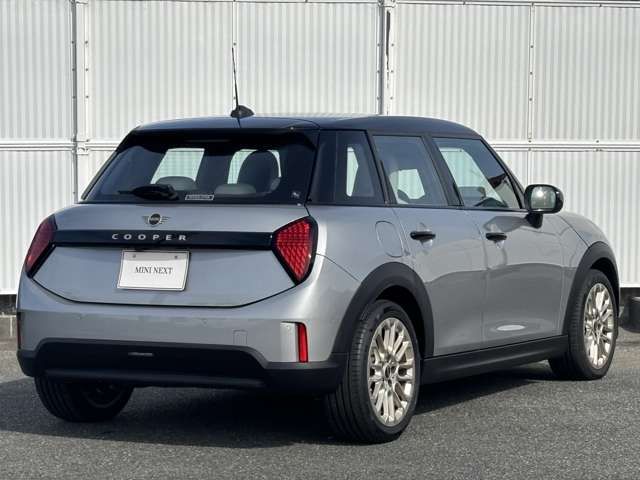 MINI COOPER 5DOOR