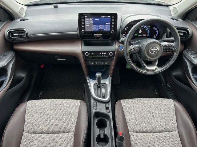 YARIS CROSS HYBRID