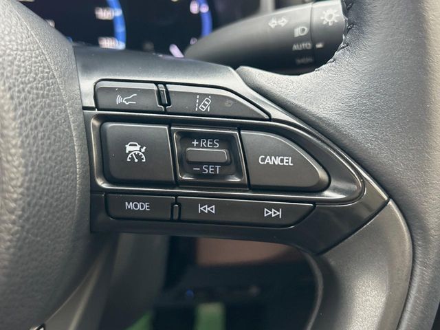 YARIS CROSS HYBRID