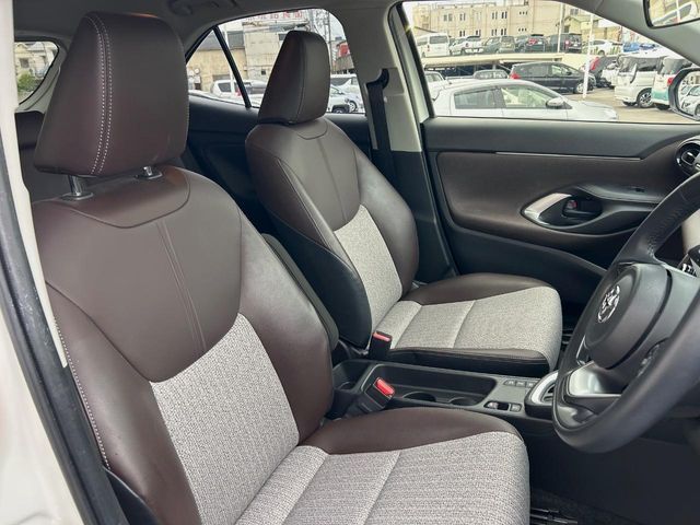YARIS CROSS HYBRID
