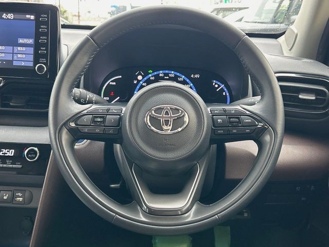 YARIS CROSS HYBRID