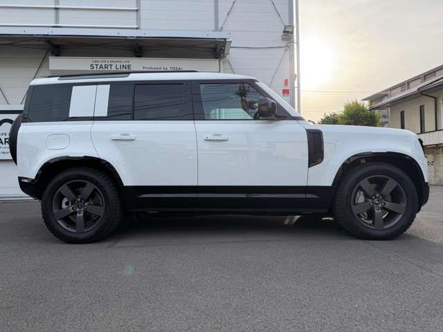 ROVER DEFENDER