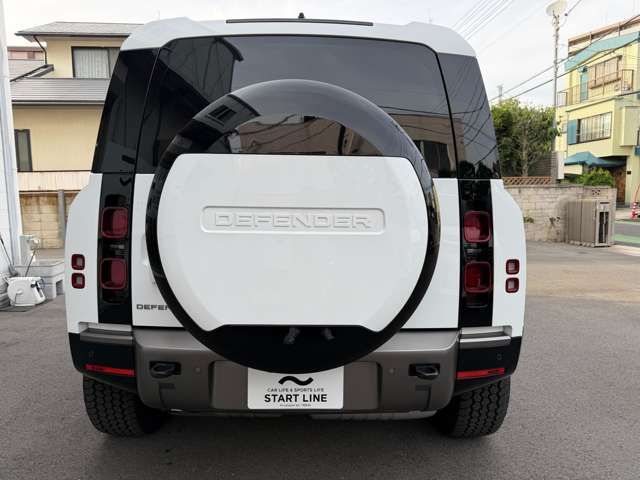 ROVER DEFENDER