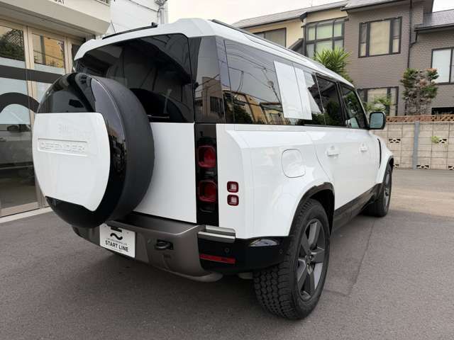 ROVER DEFENDER