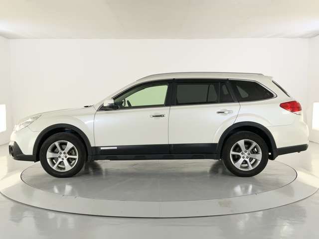 LEGACY OUTBACK