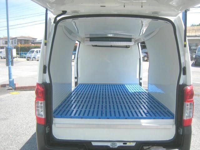 CARAVAN van 2WD