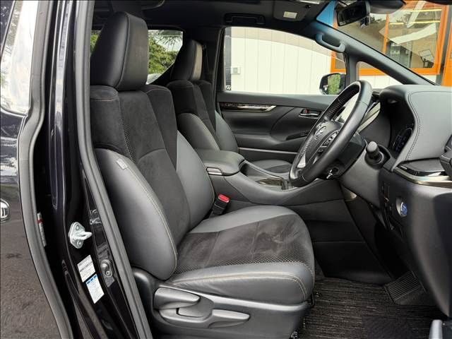 ALPHARD hybrid 4WD