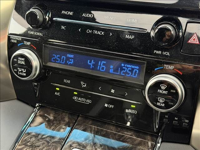 ALPHARD hybrid 4WD
