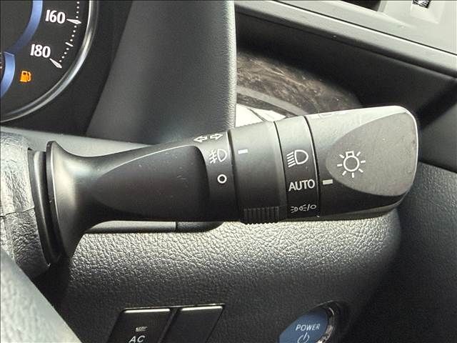 ALPHARD hybrid 4WD