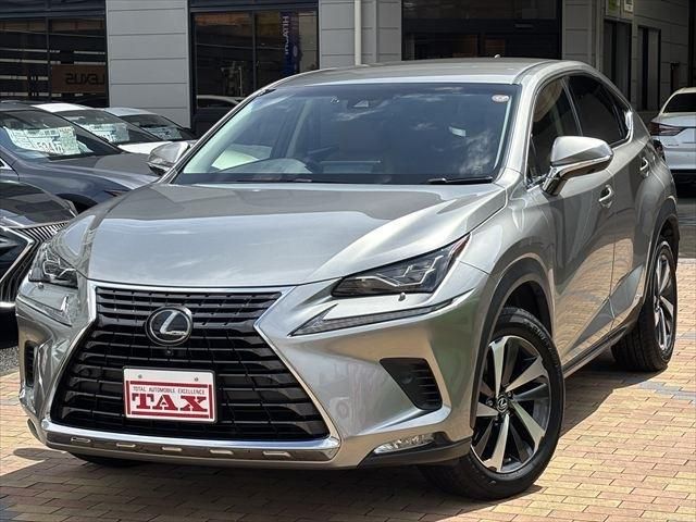LEXUS NX300h