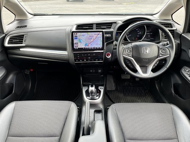 FIT HYBRID