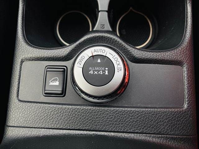X-TRAIL HYBRID 4WD