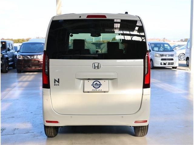 N BOX