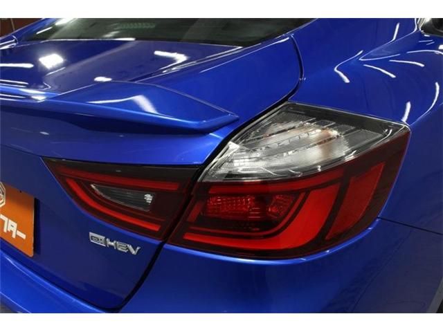 INSIGHT sedan