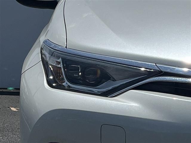 AURIS HYBRID