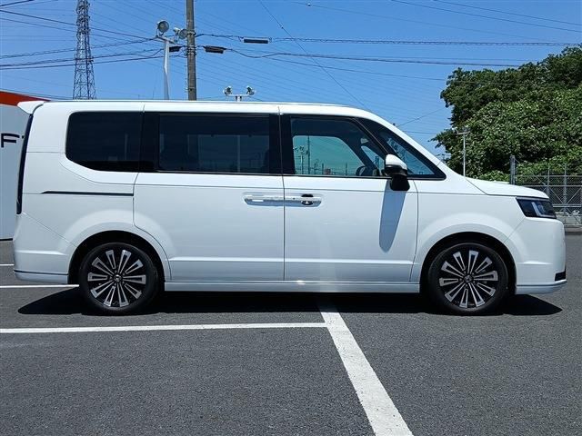 STEPWAGON e:HEV