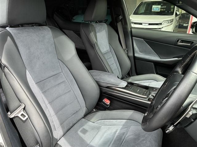 LEXUS IS350