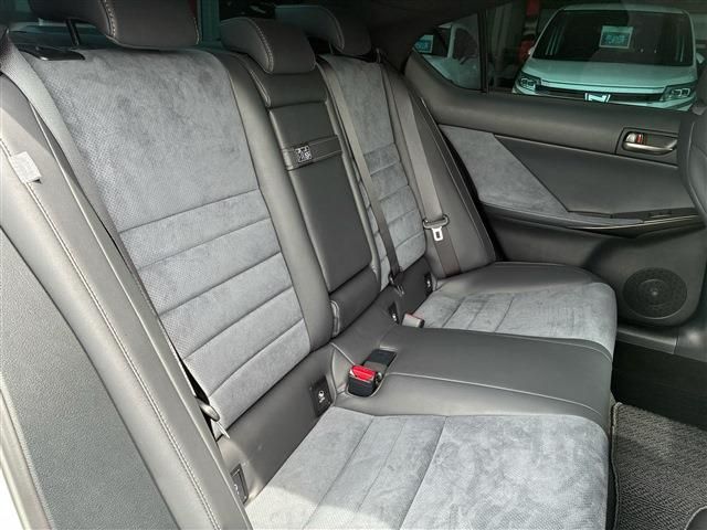 LEXUS IS350