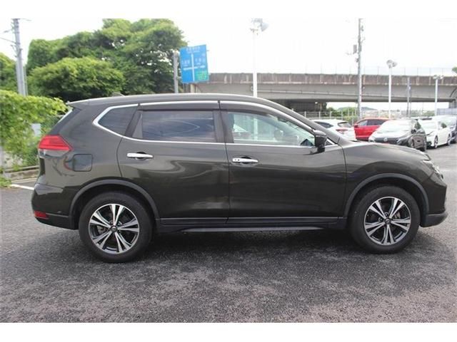 X-TRAIL 2WD