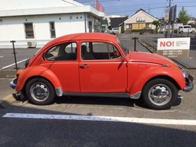 VOLKSWAGEN BEETLE