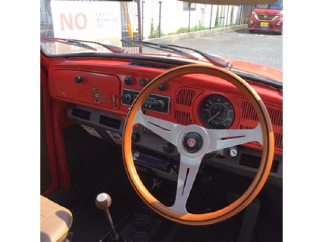 VOLKSWAGEN BEETLE