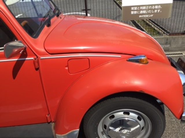 VOLKSWAGEN BEETLE