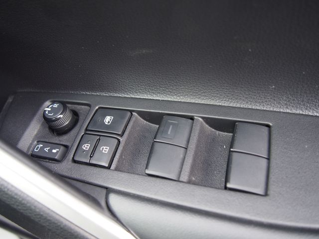 COROLLA CROSS