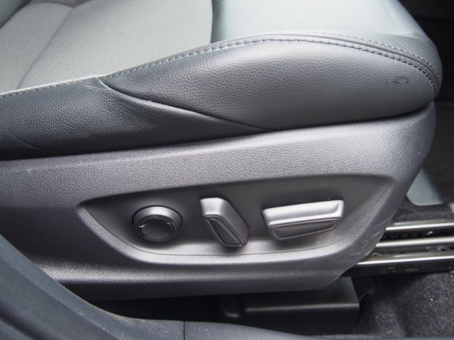 COROLLA CROSS