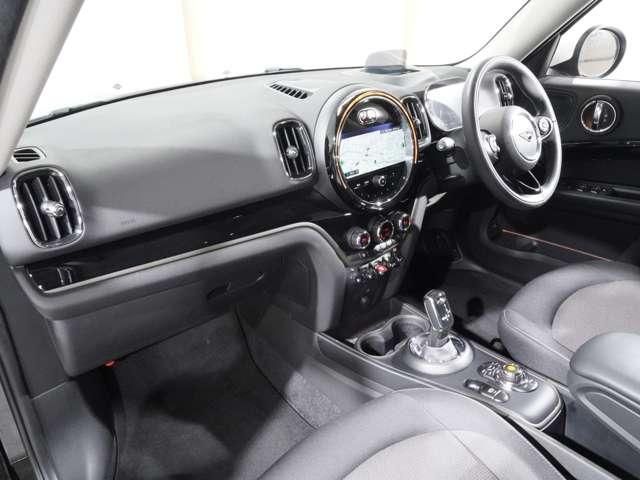 MINI COOPER CROSSOVER