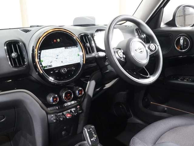 MINI COOPER CROSSOVER