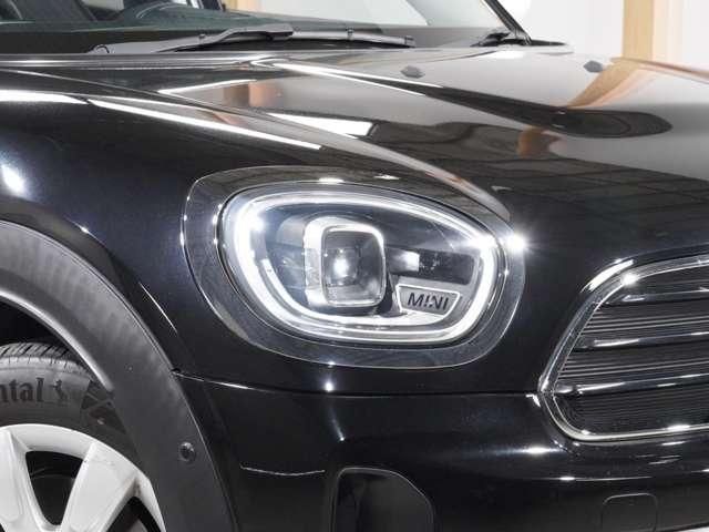MINI COOPER CROSSOVER