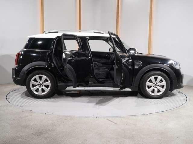 MINI COOPER CROSSOVER