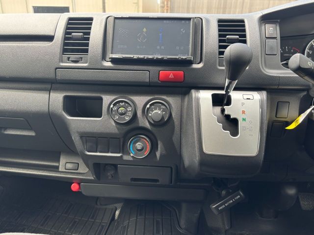 HIACE van 1.25t 2WD