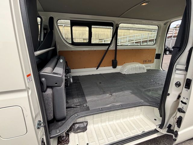 HIACE van 1.25t 2WD
