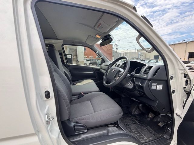 HIACE van 1.25t 2WD
