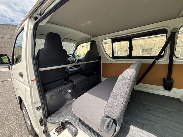 HIACE van 1.25t 2WD