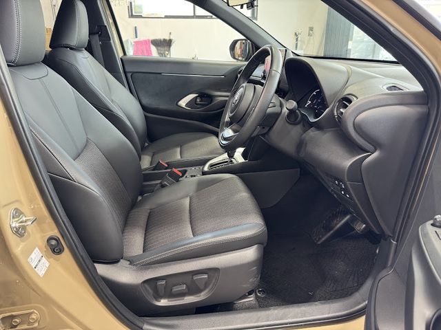 YARIS CROSS HYBRID