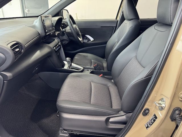 YARIS CROSS HYBRID