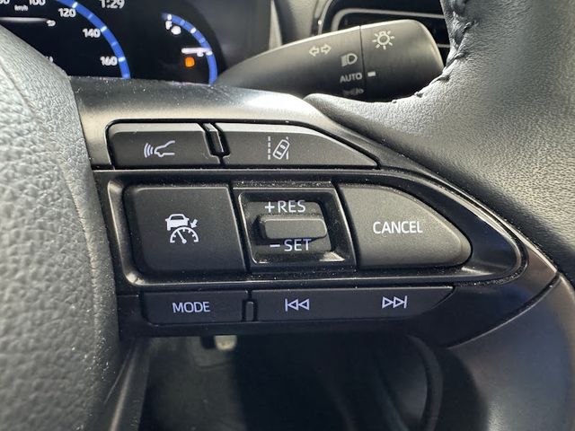 YARIS CROSS HYBRID