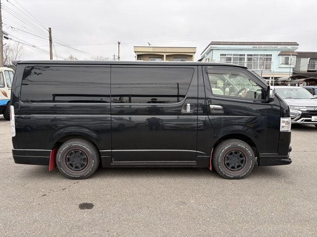 HIACE van 4WD