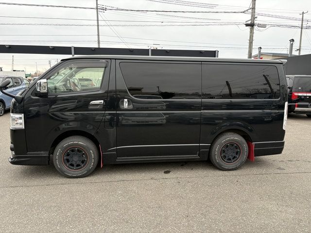 HIACE van 4WD
